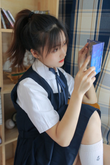 小SB这么欠C